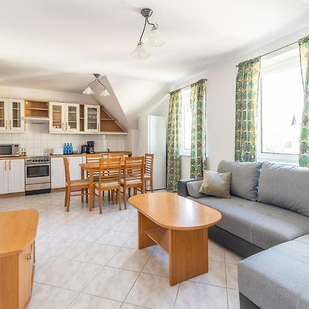 3-Bedroom Apartment Plac Neptuna By Noclegi Renters Miedzyzdroje Dış mekan fotoğraf