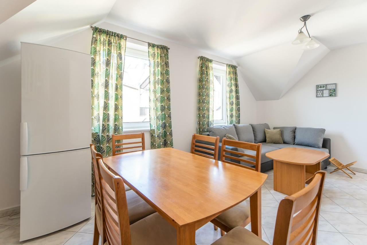 3-Bedroom Apartment Plac Neptuna By Noclegi Renters Miedzyzdroje Dış mekan fotoğraf