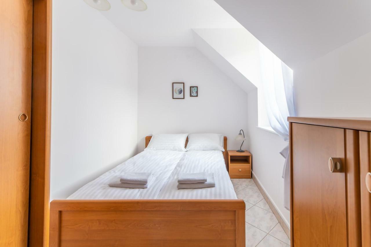 3-Bedroom Apartment Plac Neptuna By Noclegi Renters Miedzyzdroje Dış mekan fotoğraf