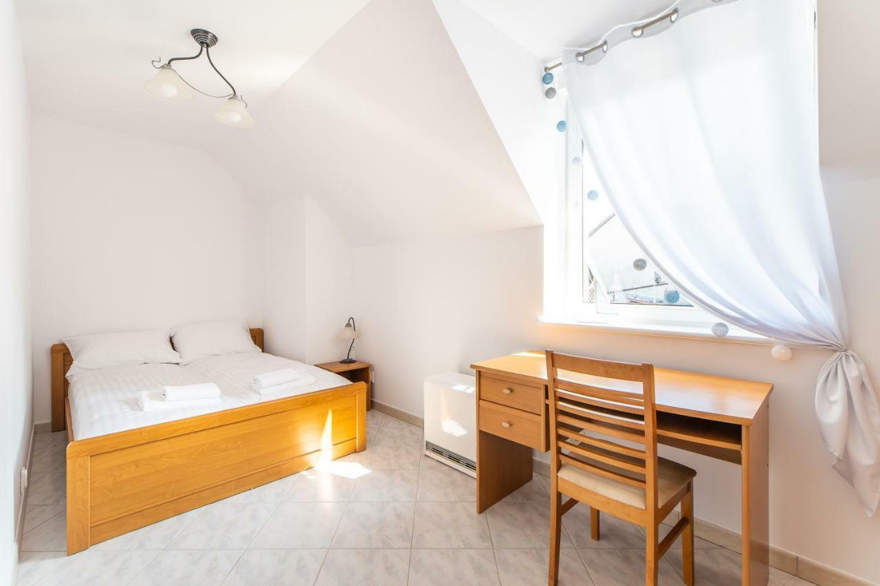 3-Bedroom Apartment Plac Neptuna By Noclegi Renters Miedzyzdroje Dış mekan fotoğraf